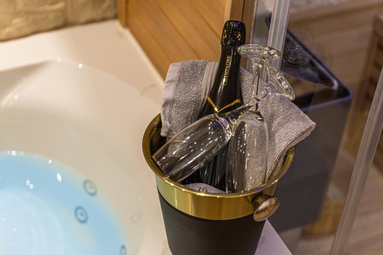 Le Petit Paris - Cocon & Spa & Sauna Шартр Экстерьер фото